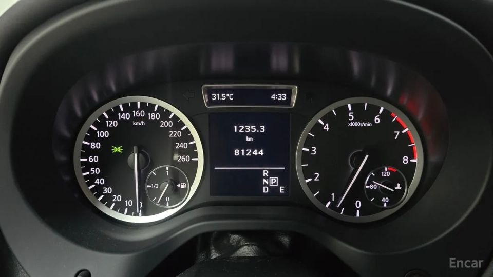 Infiniti Q30