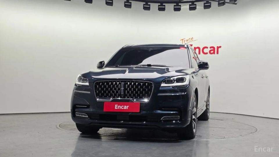 Lincoln Aviator