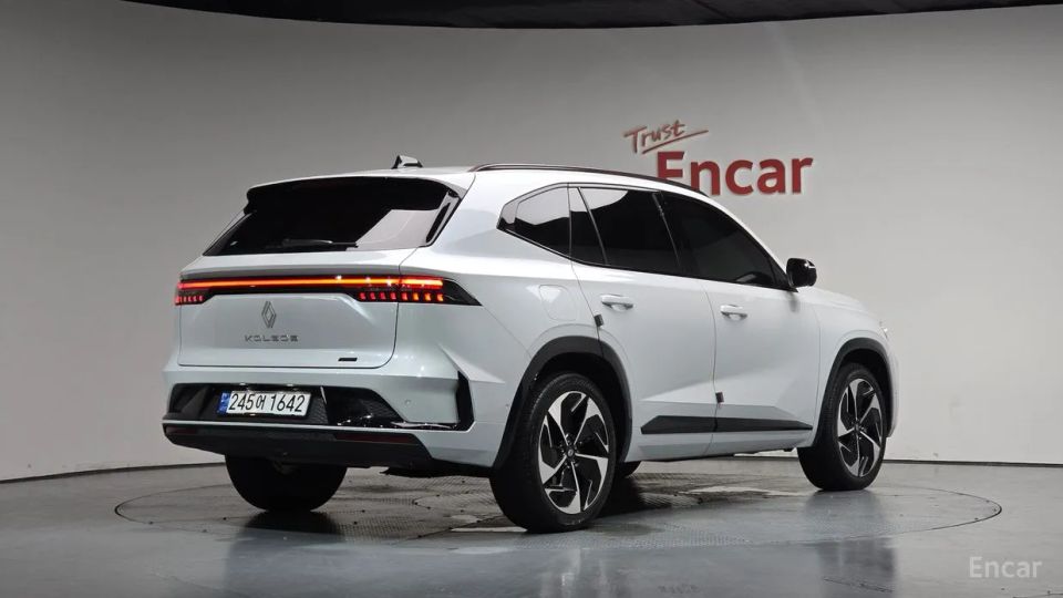 Renault-KoreaSamsung Grand Koleos