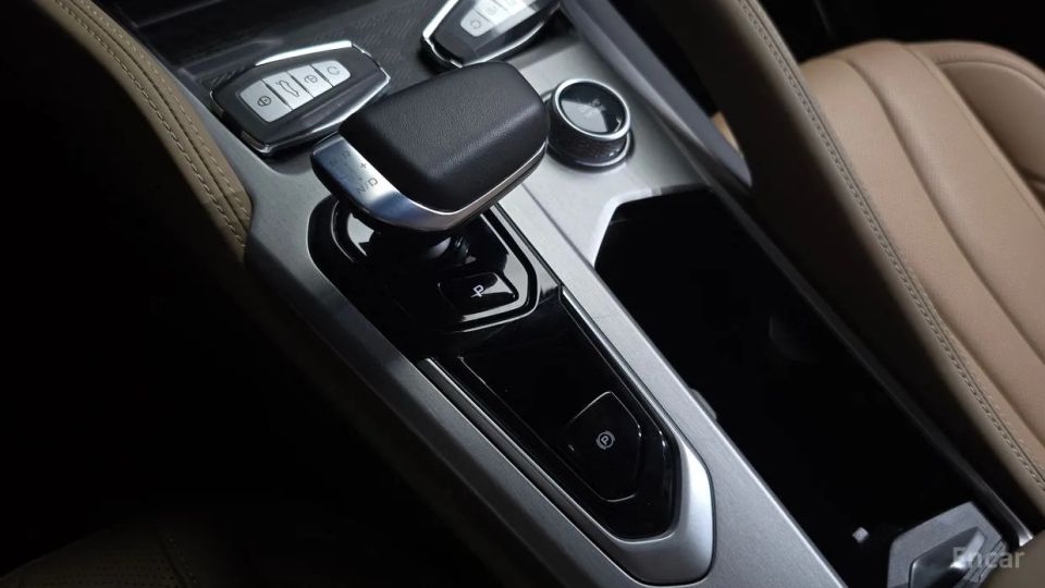 Renault-KoreaSamsung Grand Koleos