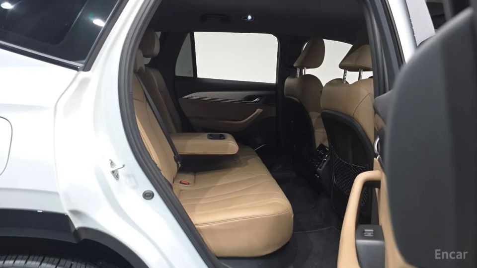 Renault-KoreaSamsung Grand Koleos