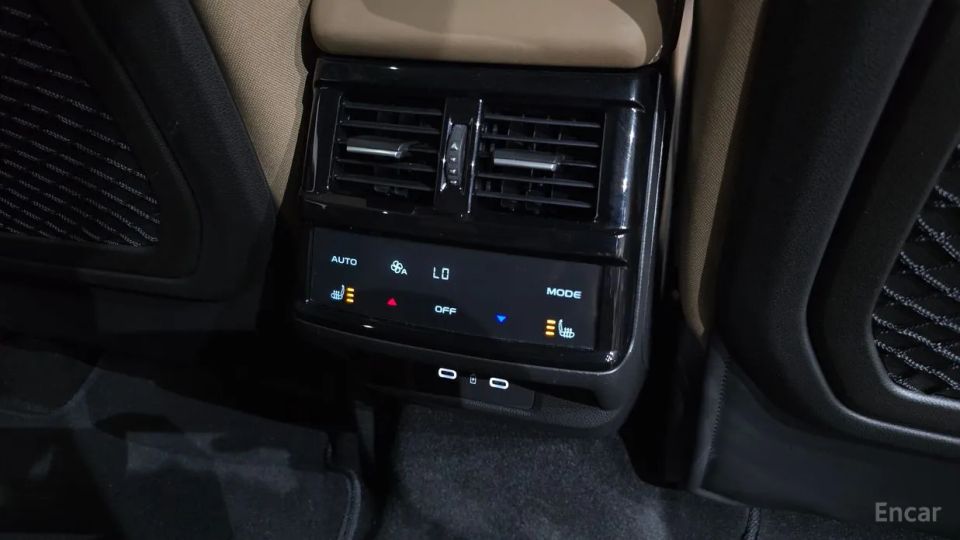 Renault-KoreaSamsung Grand Koleos