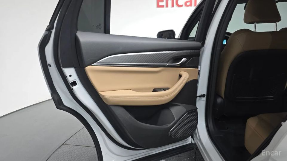 Renault-KoreaSamsung Grand Koleos