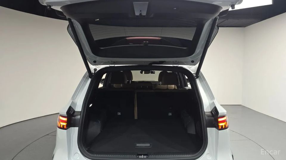 Renault-KoreaSamsung Grand Koleos