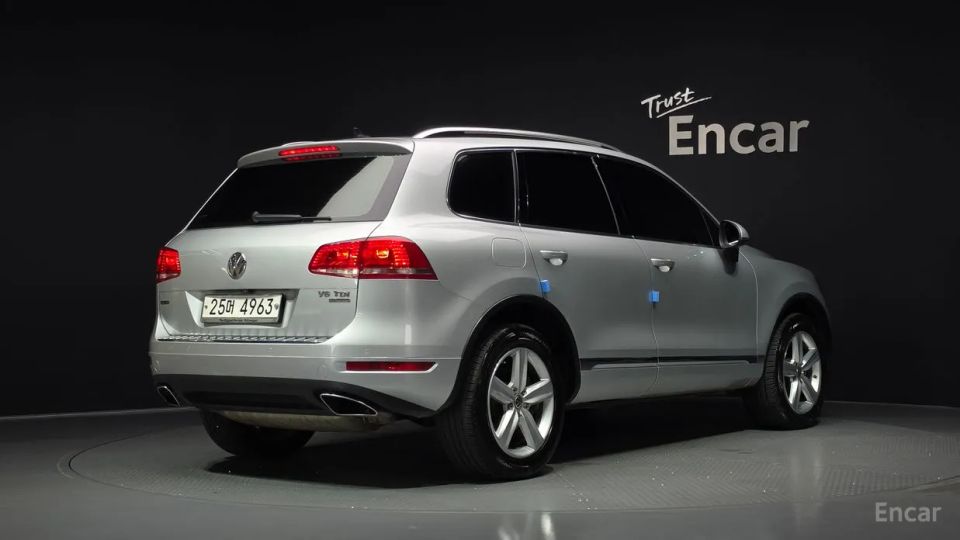 Volkswagen Touareg