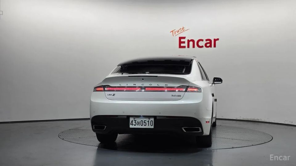 Lincoln MKZ