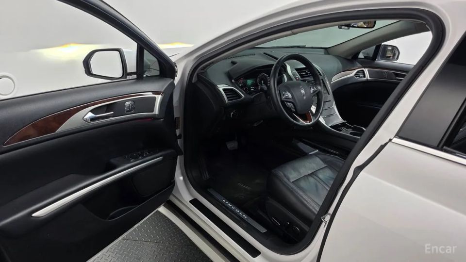 Lincoln MKZ