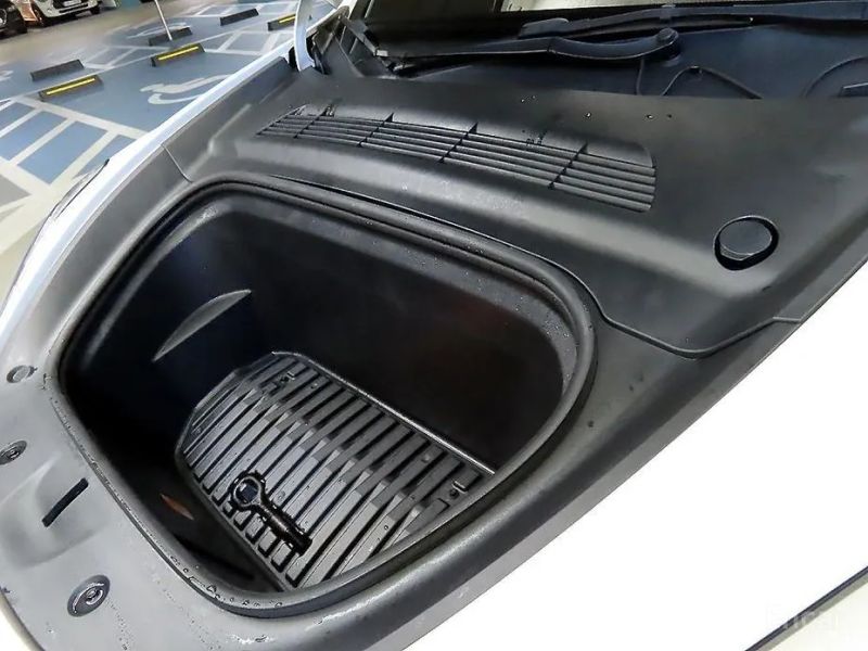 Tesla model-y
