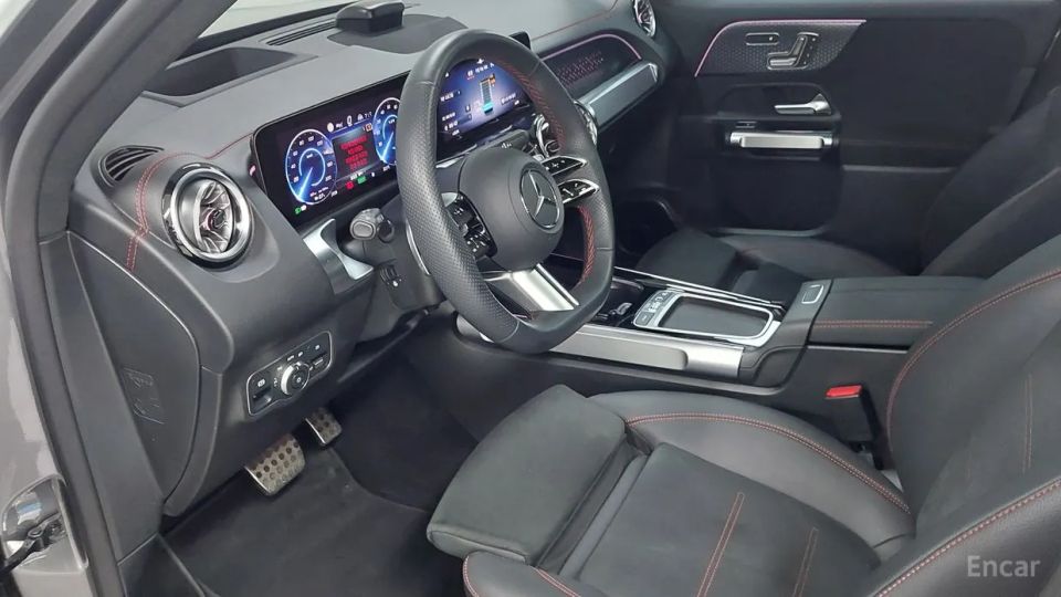 Mercedes-Benz EQB