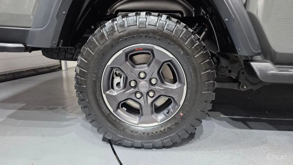 Jeep gladiator