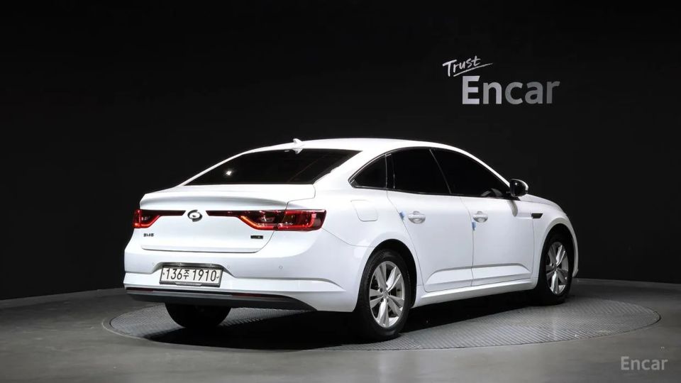 Renault-KoreaSamsung SM6