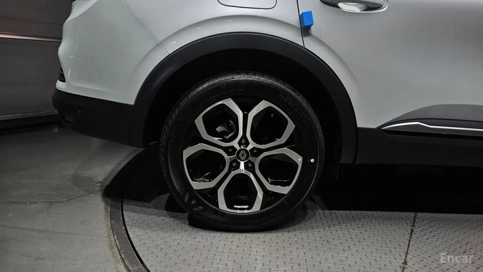 Renault-KoreaSamsung Arkana