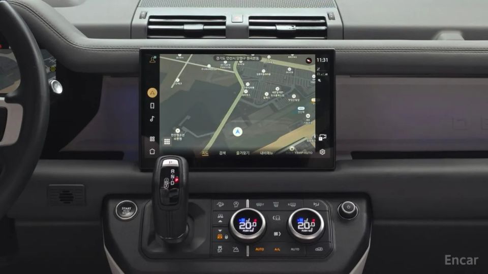 Land Rover Defender