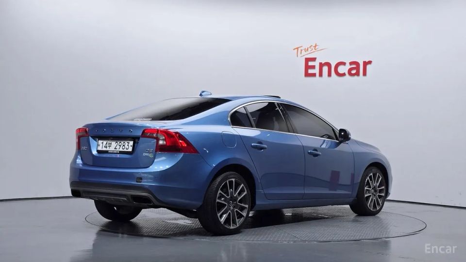 Volvo S60