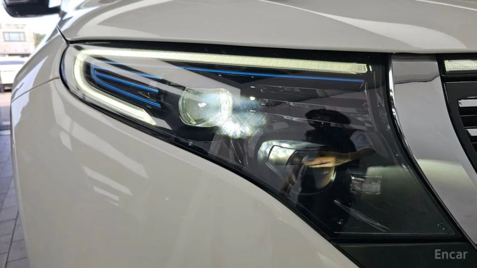 Mercedes-Benz EQC