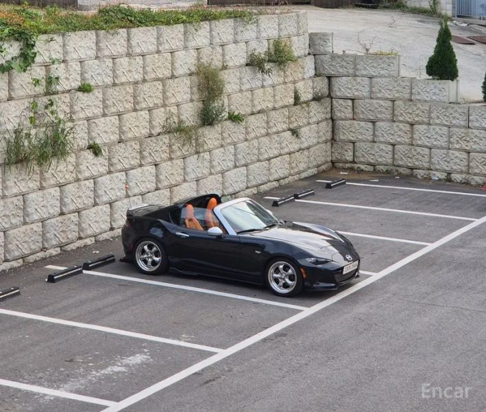 Mazda MX-5 Miata