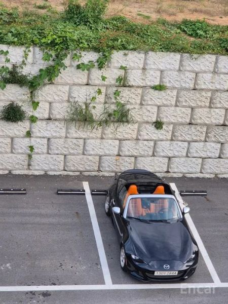 Mazda MX-5 Miata