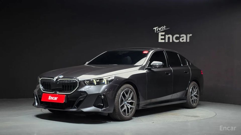 BMW 5-series