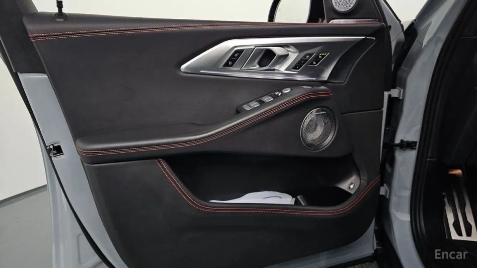 BMW XM