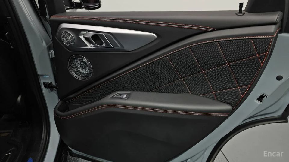 BMW XM