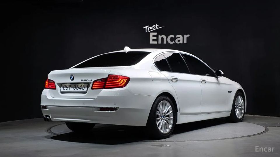 BMW 5-series