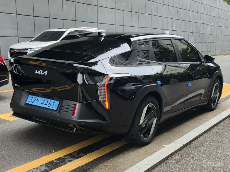 Kia EV4
