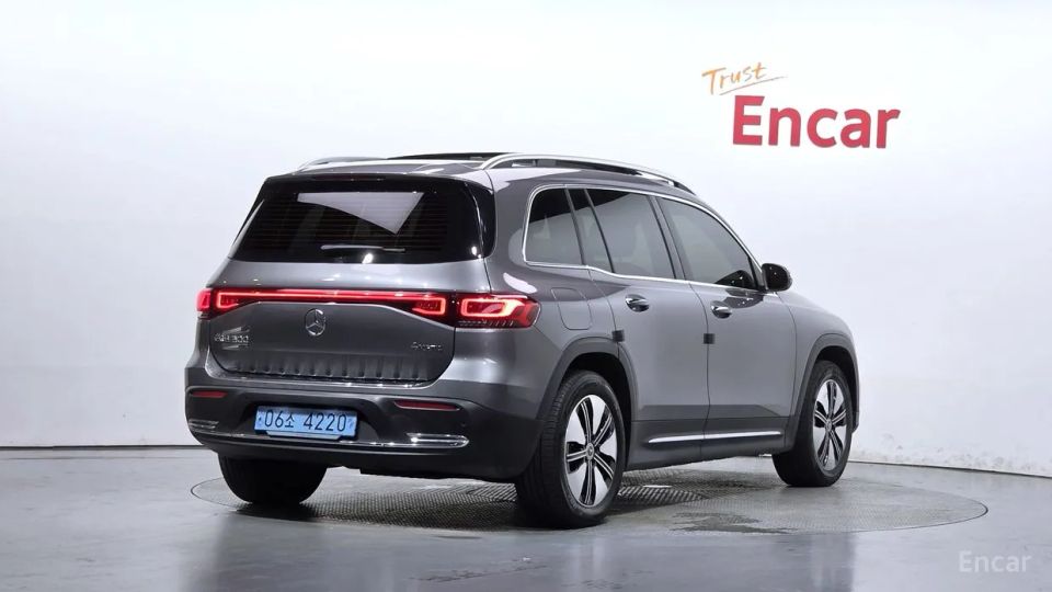 Mercedes-Benz EQB