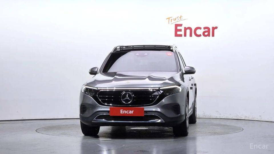 Mercedes-Benz EQB