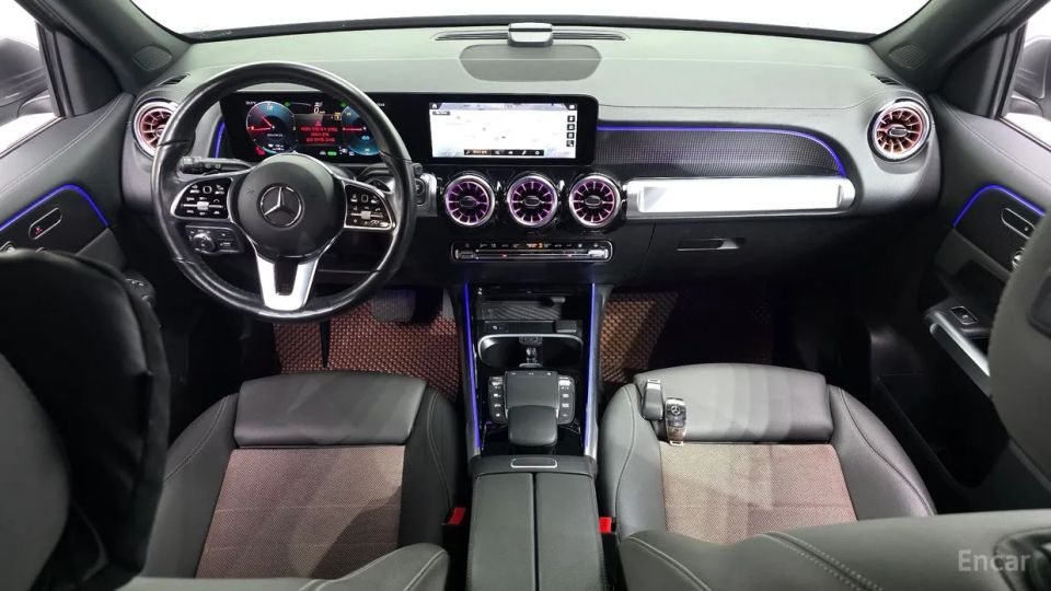 Mercedes-Benz EQB