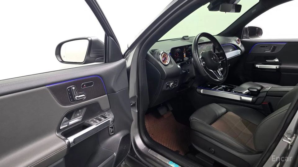 Mercedes-Benz EQB