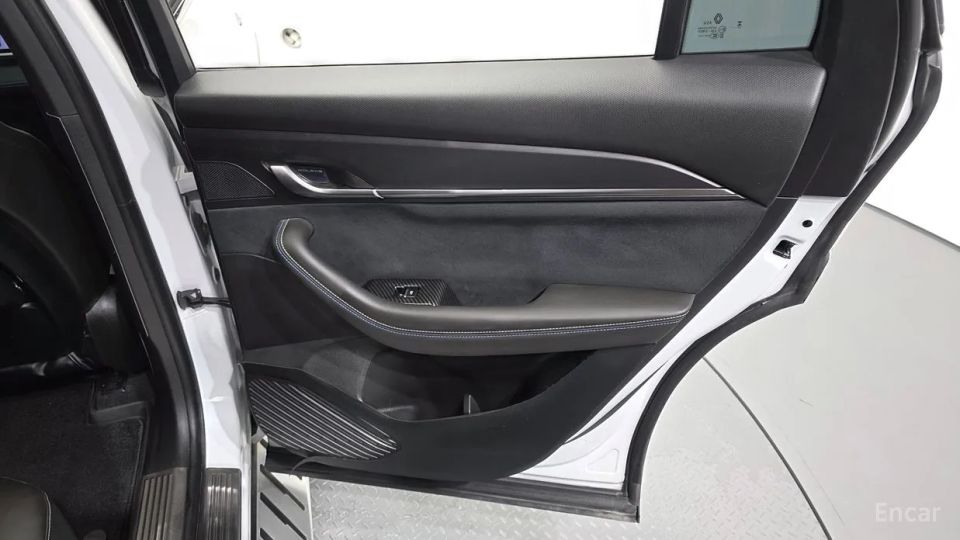 Renault-KoreaSamsung Grand Koleos