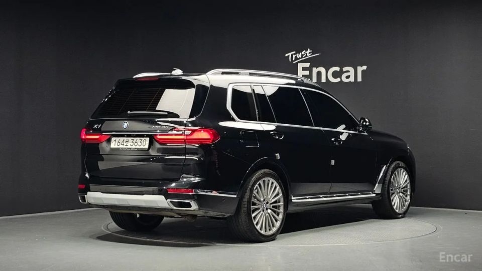 BMW X7