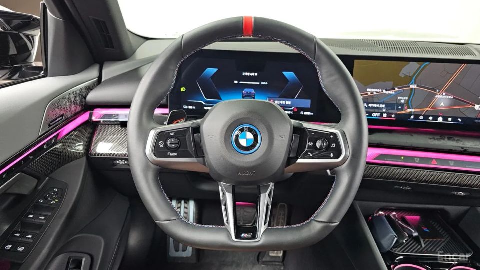 BMW i5