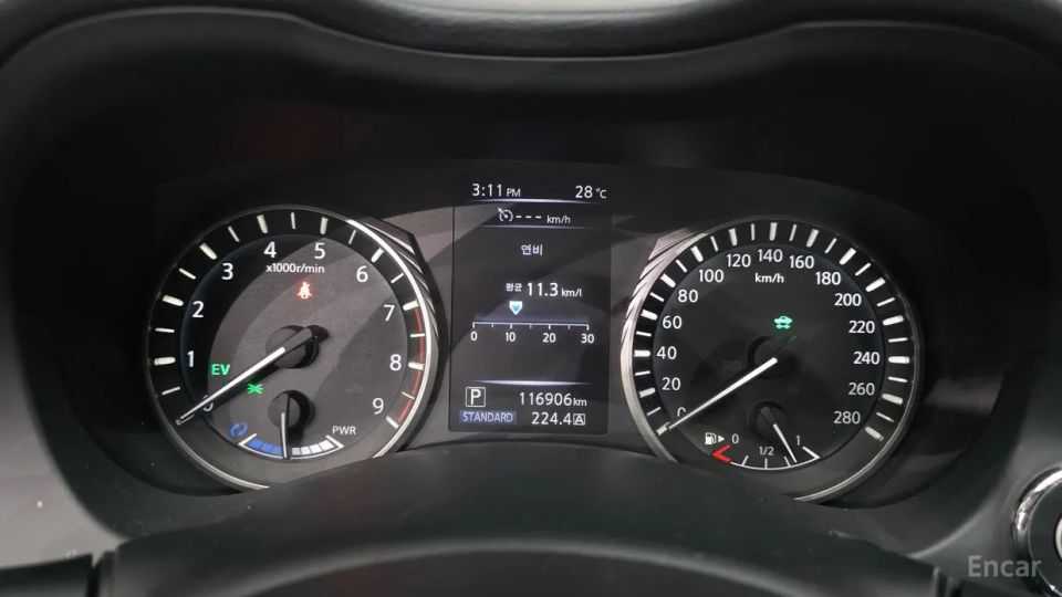 Infiniti Q50