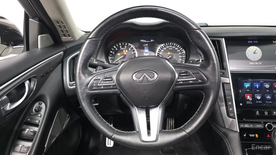 Infiniti Q50