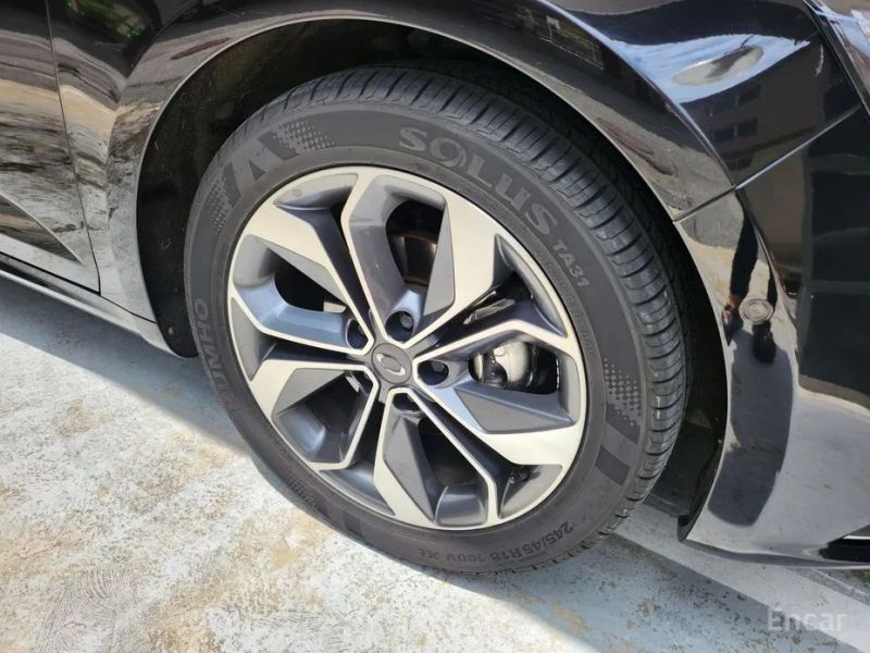 Renault-KoreaSamsung SM6