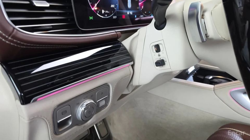 Mercedes-Benz GLS-Class