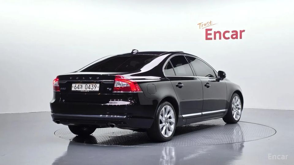 Volvo S80