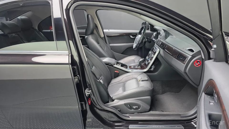 Volvo S80