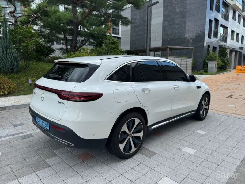 Mercedes-Benz EQC