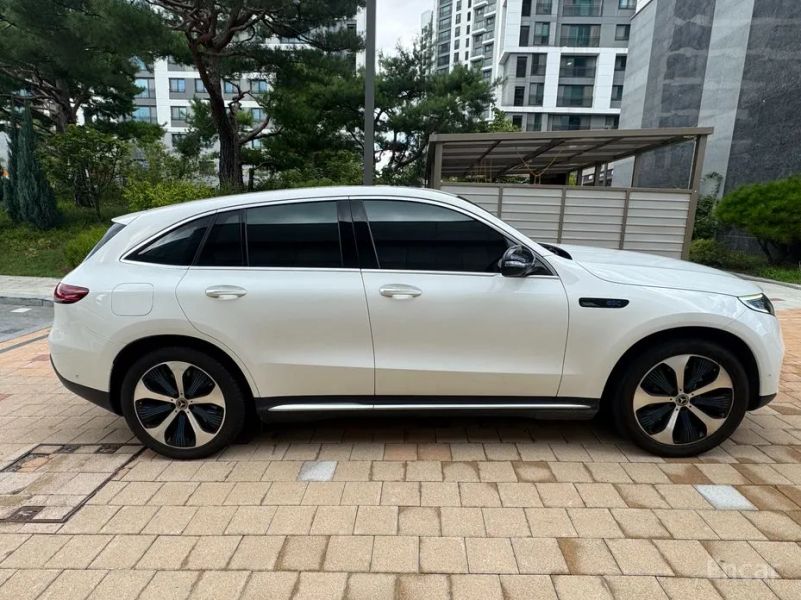 Mercedes-Benz EQC
