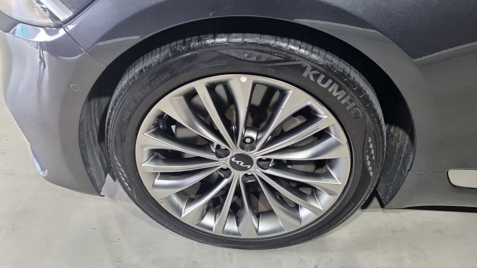 Kia K9