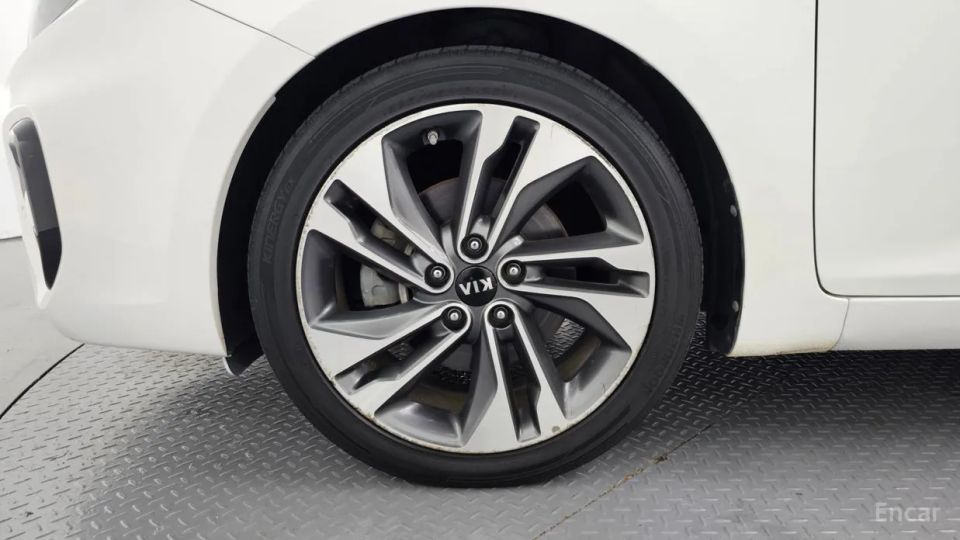 Kia Carens