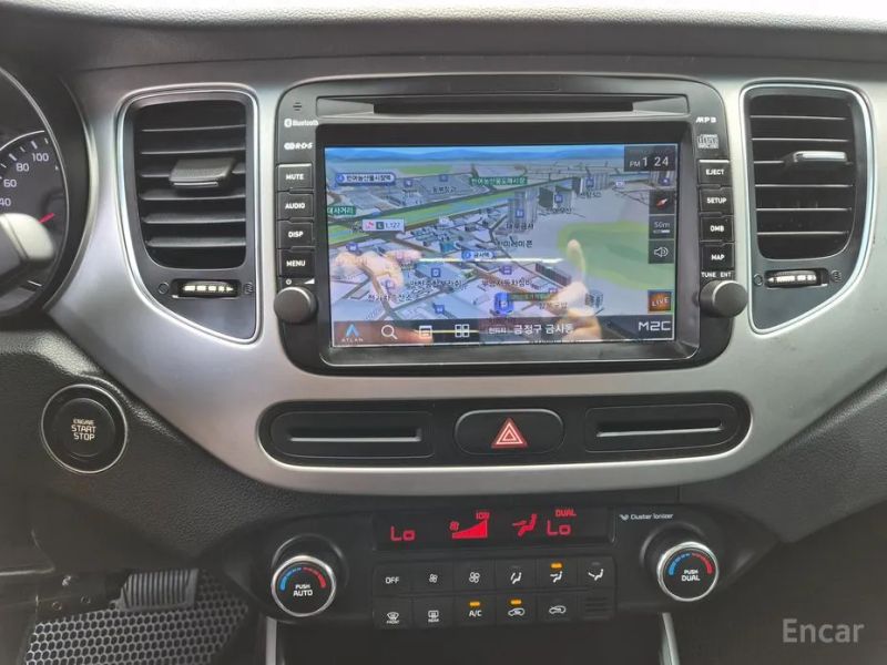 Kia Carens