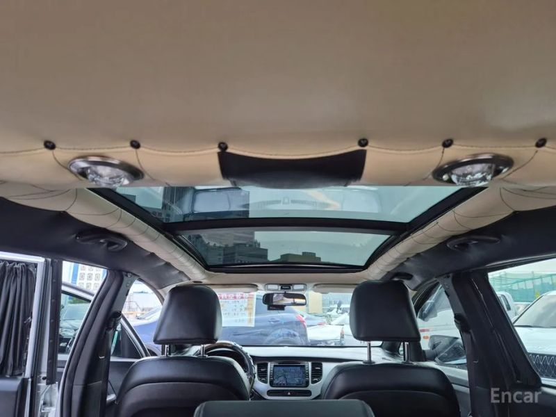 Kia Carens