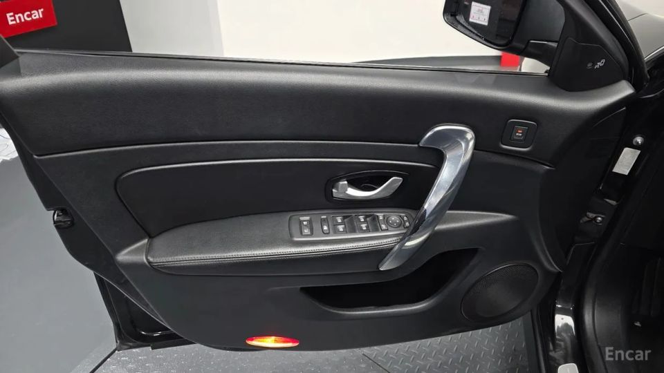 Renault-KoreaSamsung SM5