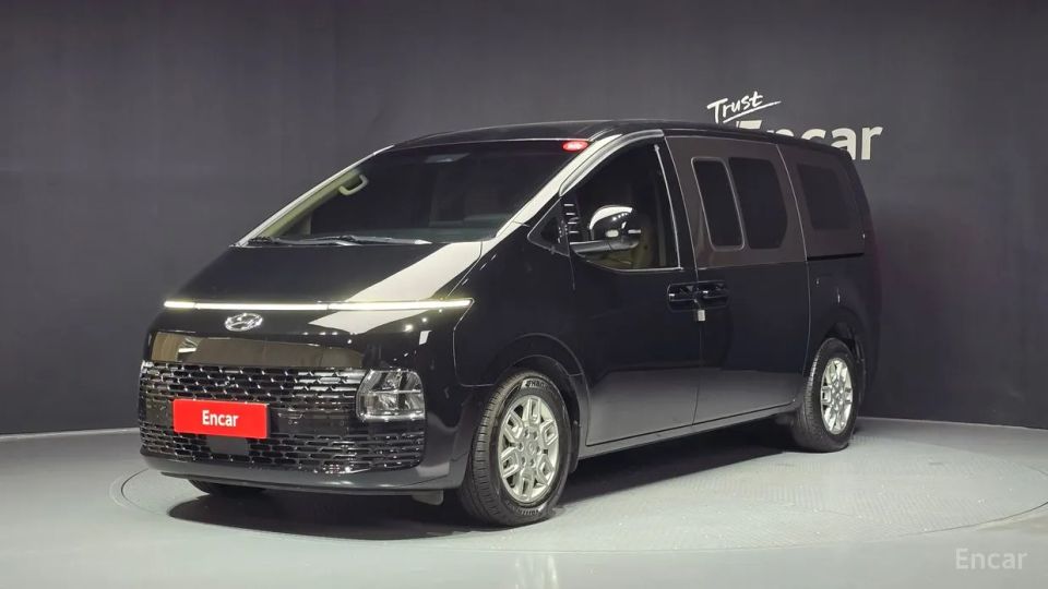 Hyundai Staria