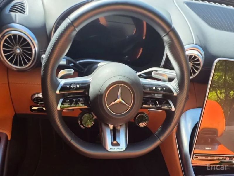 Mercedes-Benz SL-Class