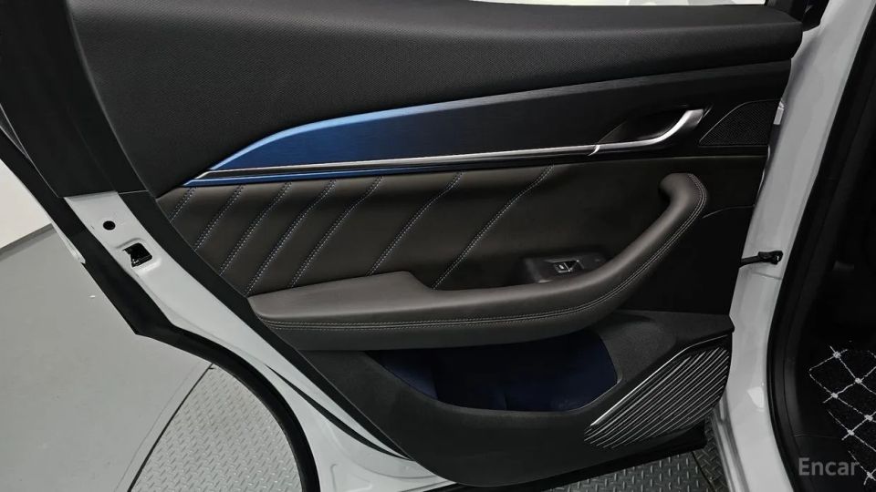 Renault-KoreaSamsung Filante