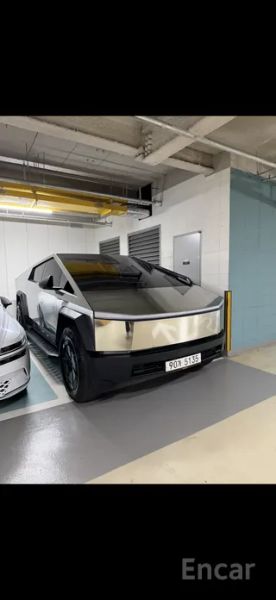 Tesla Cybertruck
